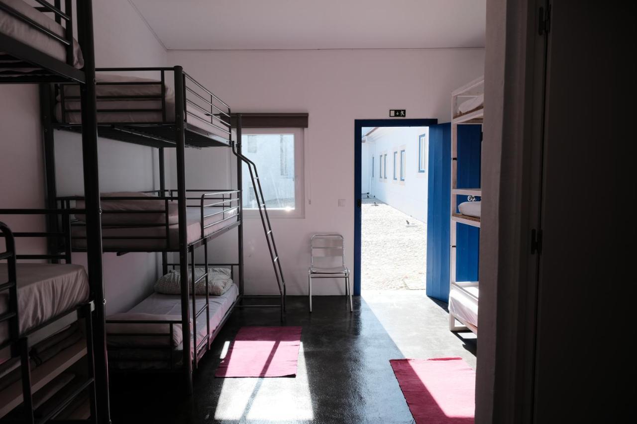 Azoia 10 - Hostel & Casas De Campo Azoia de Baixo Eksteriør bilde